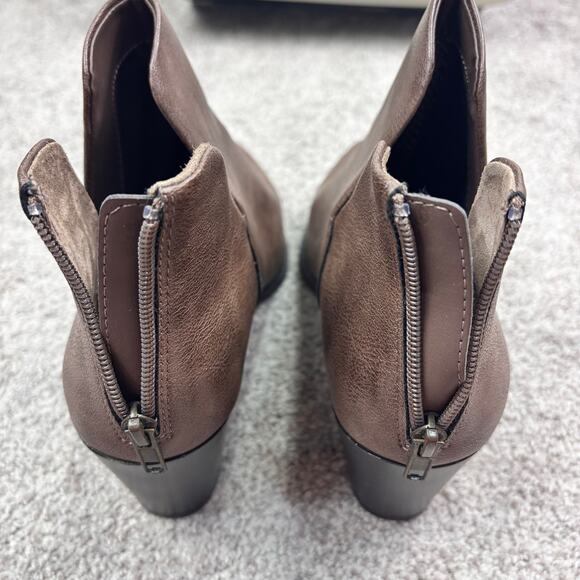 New in box! Sun & Stone brown taupe booties size 9 - Picture 6 of 12